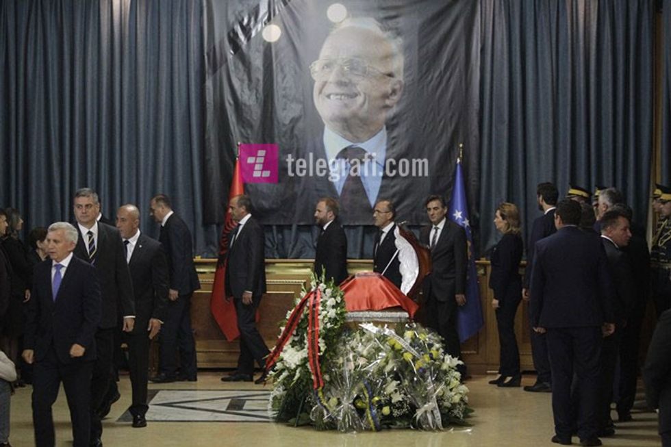 37887277 1815208091931794 4410187249778425856 n