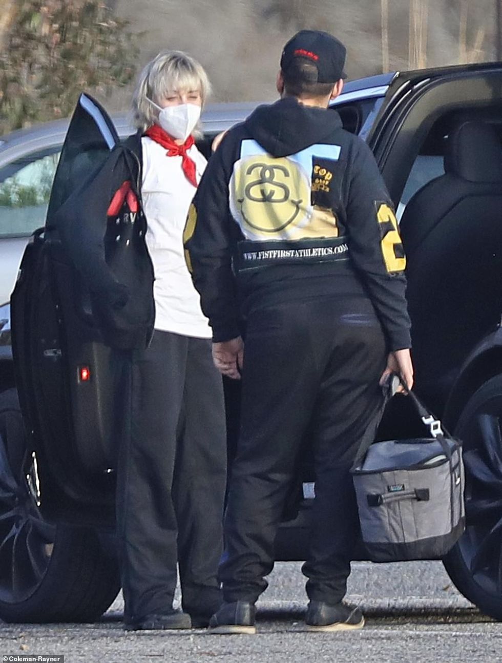 38073960 9154015 The look The Plastic Hearts hitmaker braving for the ocean breez a 74 1610778057872