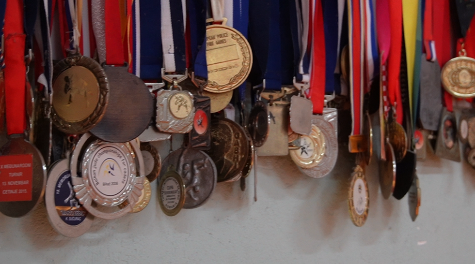 385481834 165032133343999 7422492974554439505 n