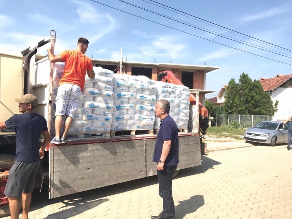 39522103 229887784363805 7385135186742083584 n