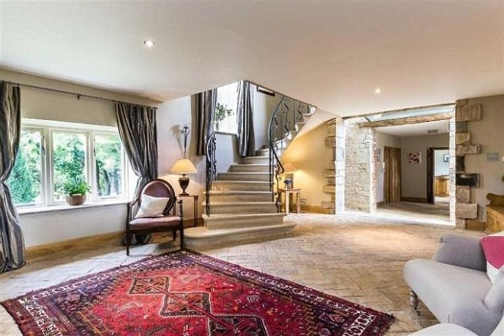 396e0ccd00000578-3840278-image-a-9_1476613303885