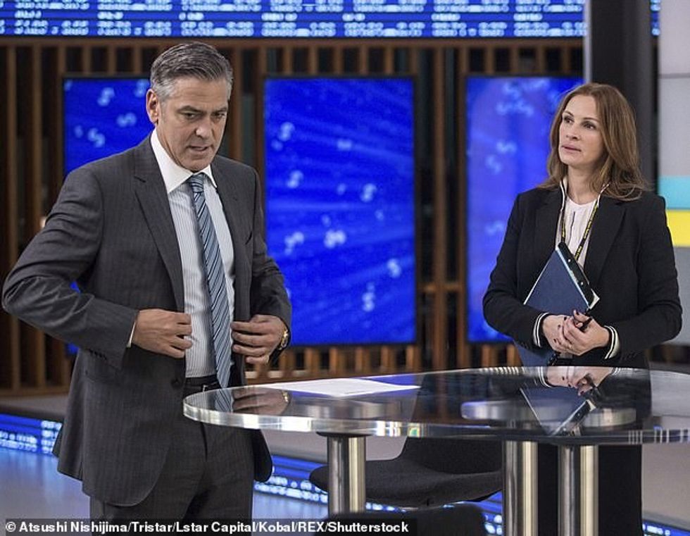 39814432 9305101 They do well together The actors in Money Monster in 2016 for di m 105 1614370536727