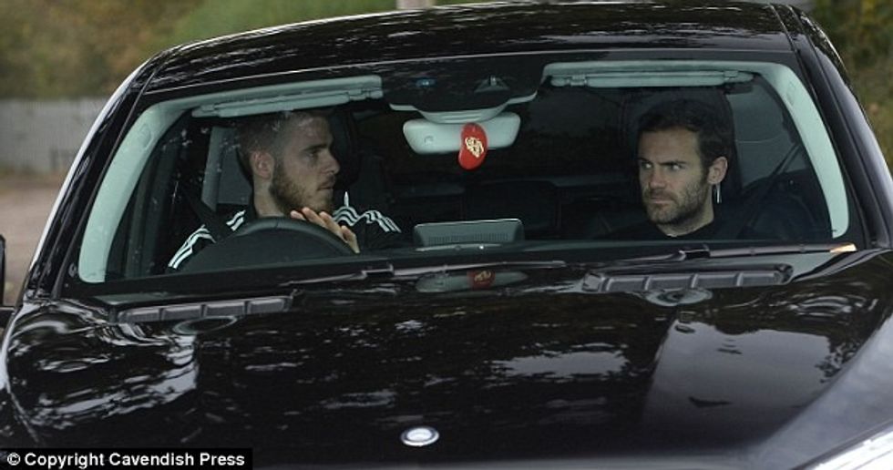 39b4177700000578-3871656-image-a-9_1477412256485