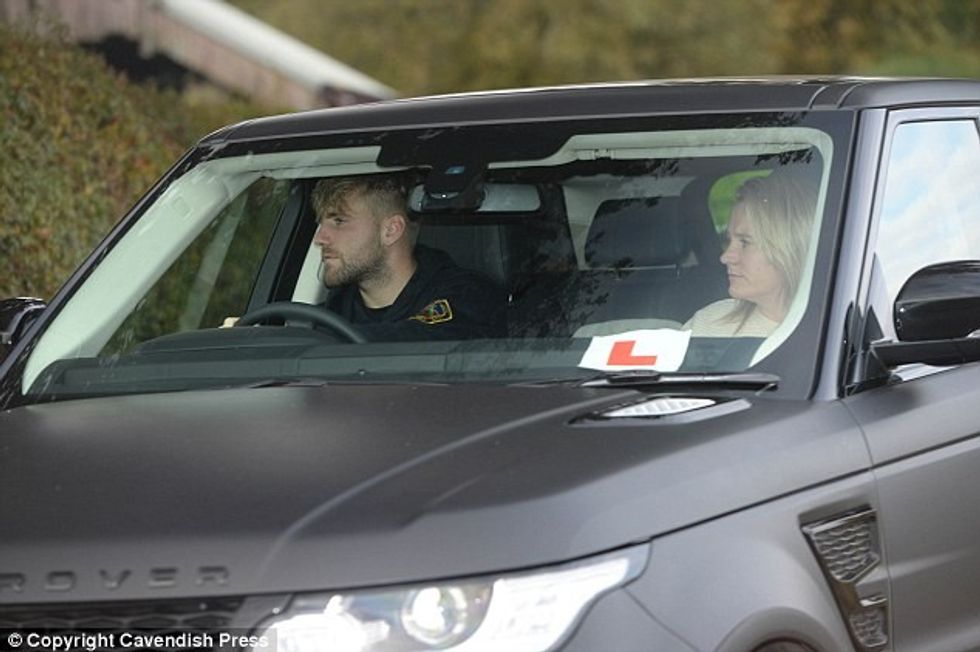 39b417ff00000578-3871656-image-a-6_1477412239352