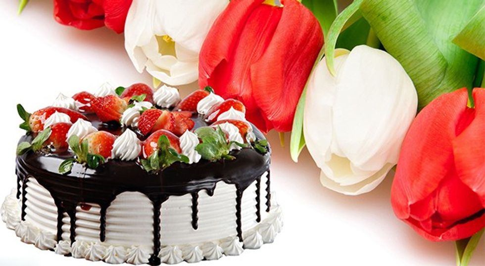 3a10b16200000578-0-sharing_a_birthday_with_a_complete_stranger_is_more_likely_than_-m-140_1478271018433