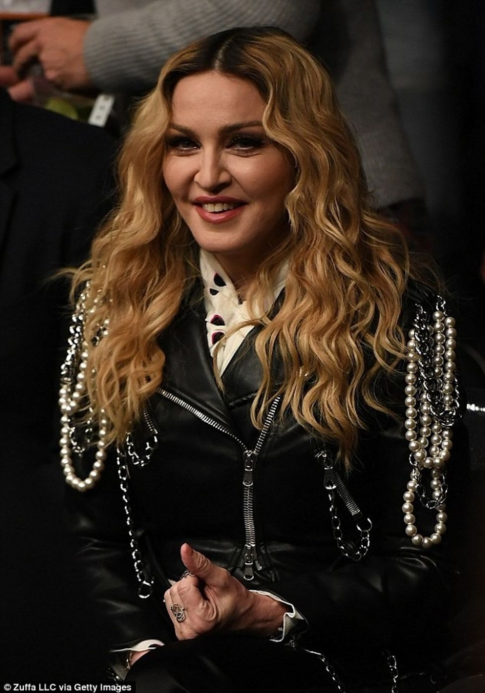 3a51697c00000578-3931270-first_the_58_year_old_arrived_at_madison_square_garden_for_the_o-a-150_1479029770699