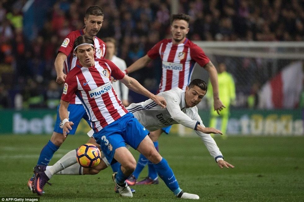 3A8FB5F300000578 0 image a 23 1479589276889