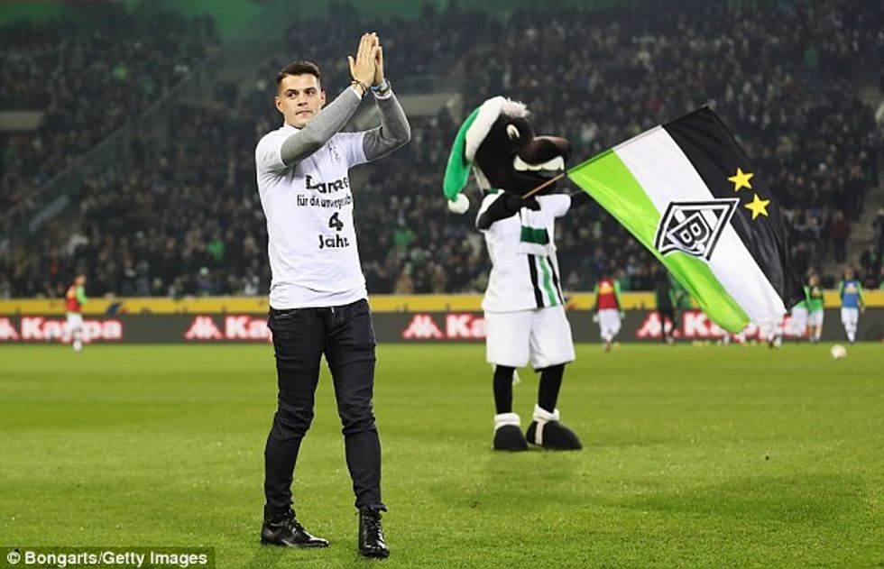 3B8BD37B00000578 0 image a 26 1482272747671