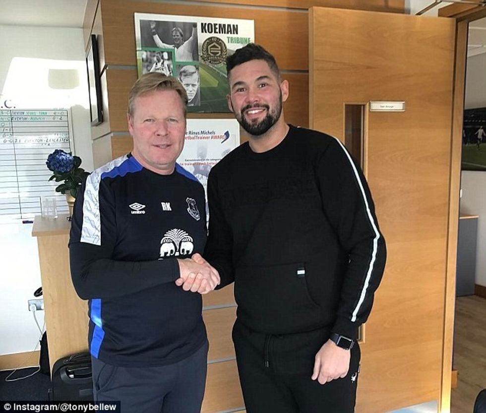 3DA1BCA900000578 0 image m 63 1487980295279