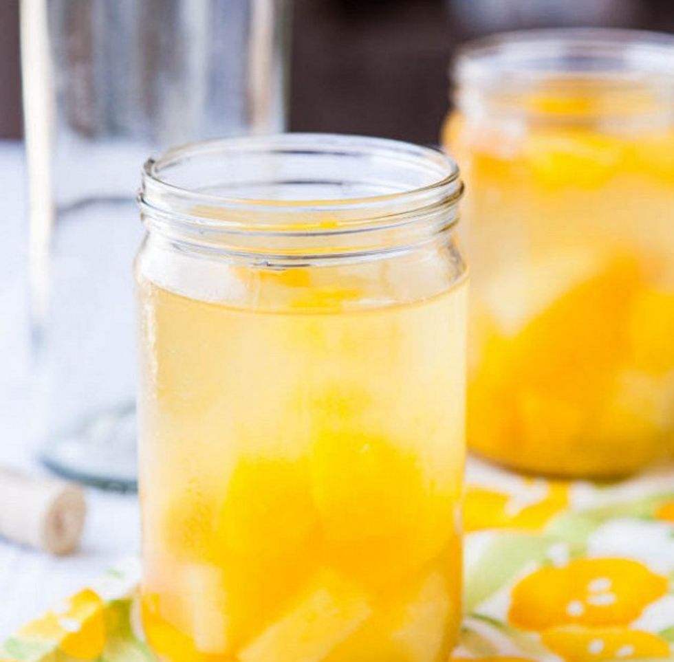 4-detox-water-recipes-that-will-give-you-a-flatter-stomach-2016235