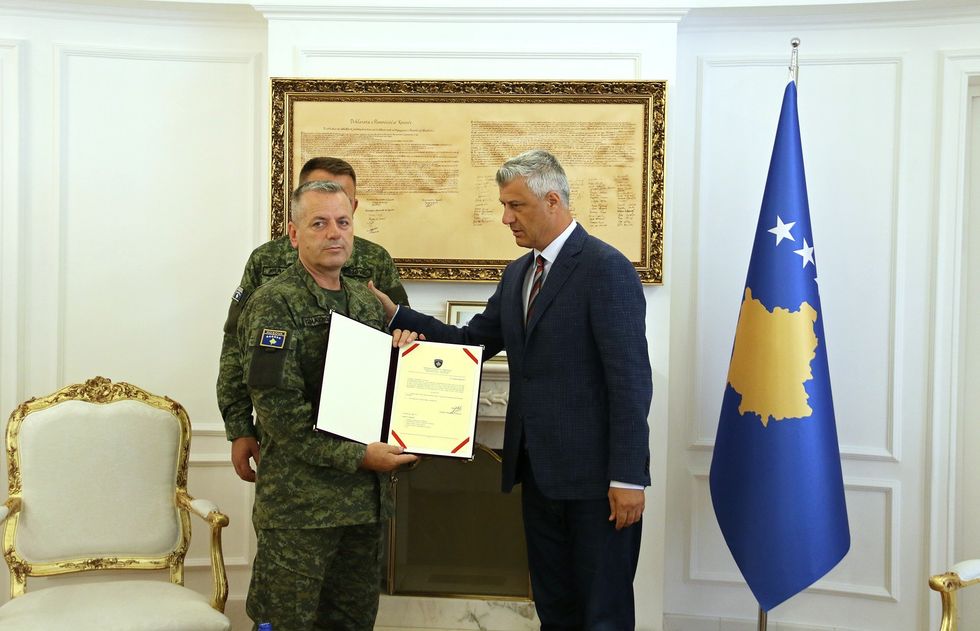 4. Presidenti Hashim Thaçi dekretoi emërimin dhe gradimin e gjeneralëve të Ushtrisë së Kosovës