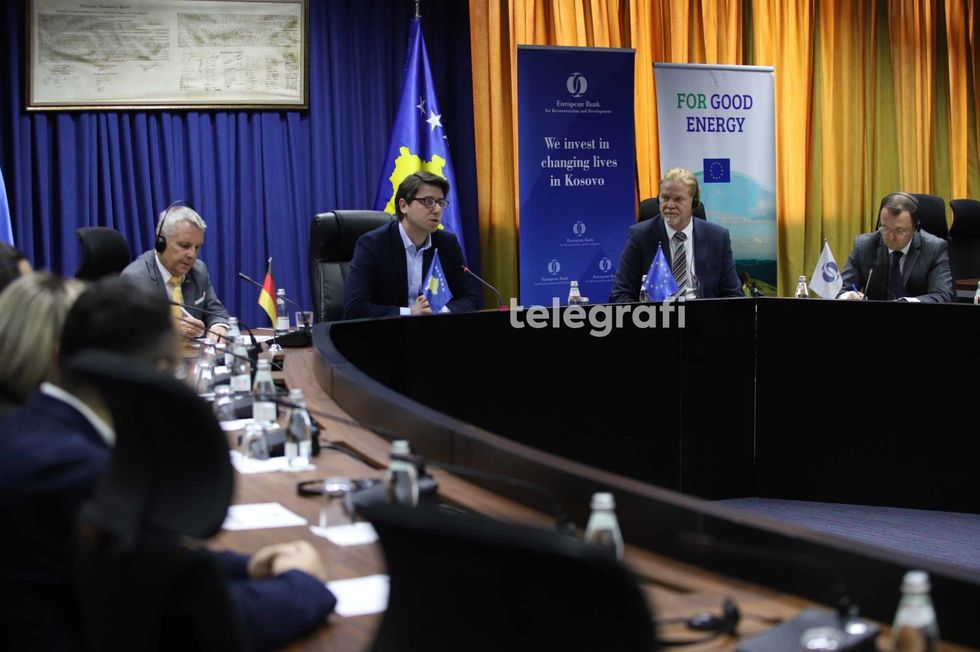 405935265 352598854135061 7208772760500358019 n