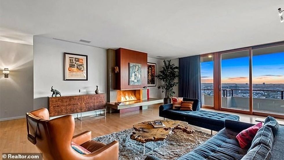 42252452 9514553 image a 9 1619478144413