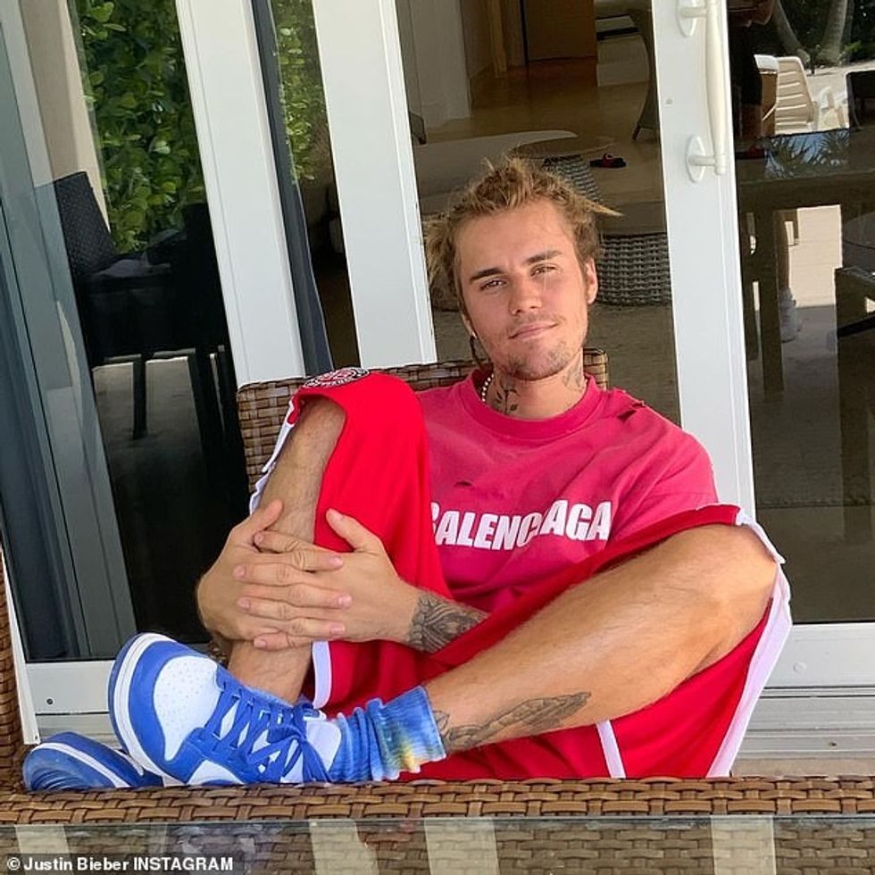 42301178 0 image a 3 1619570235244