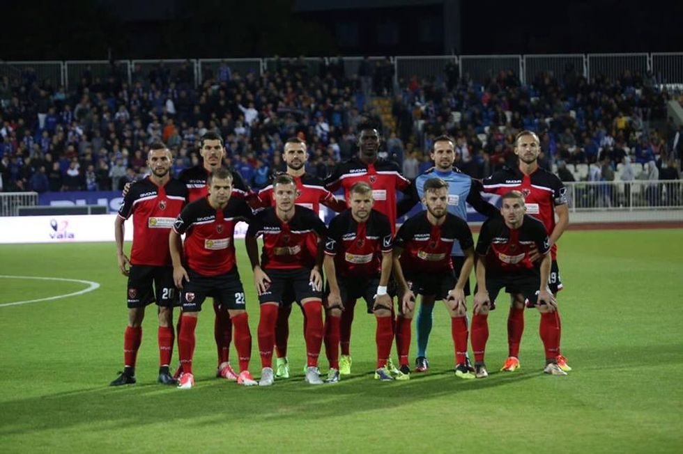 42990376 2255712591167925 6889176685799800832 n