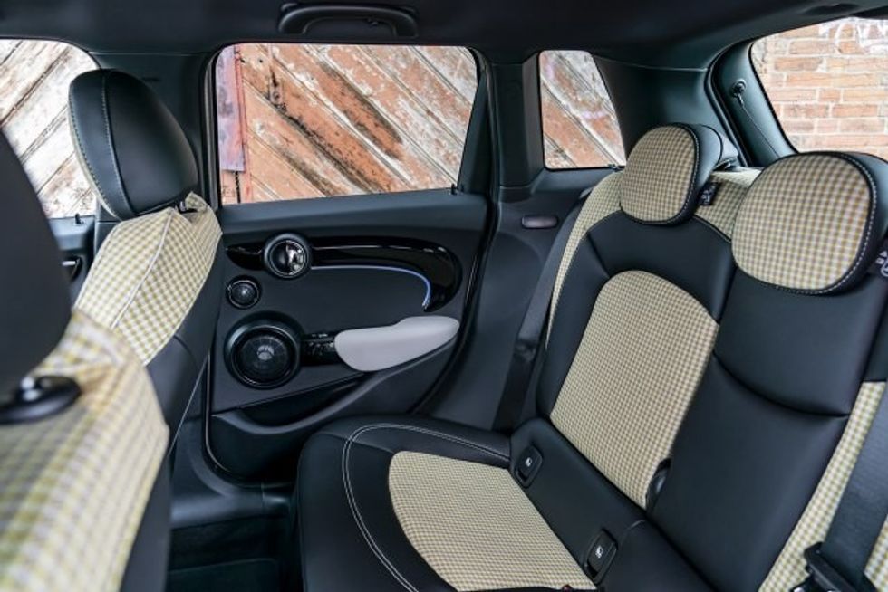 43107875603796c70c3c0958073897 v4 big