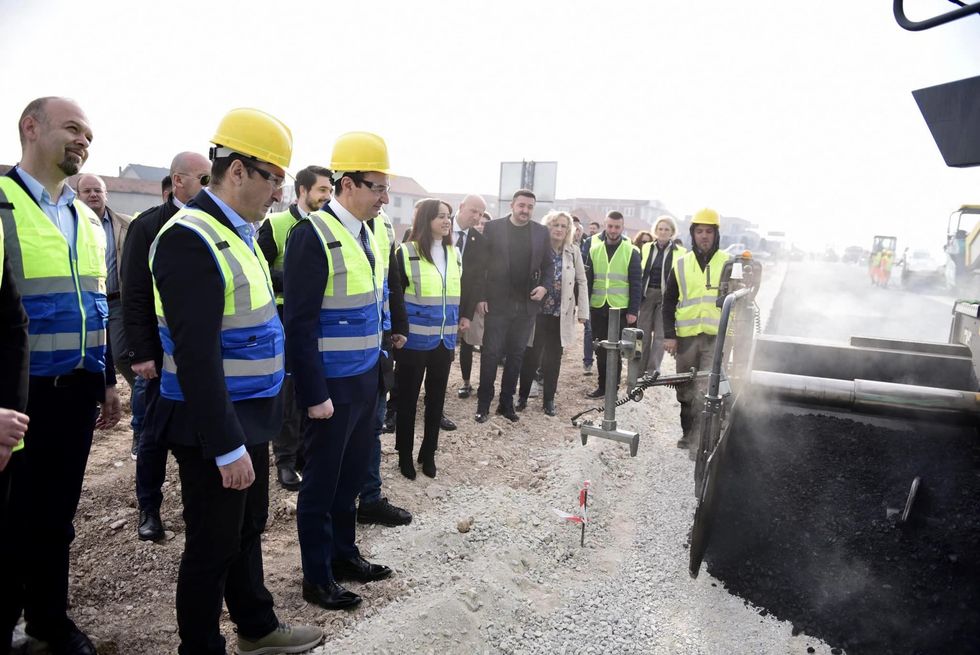 431289685 10224564374517835 1536249635889441998 n