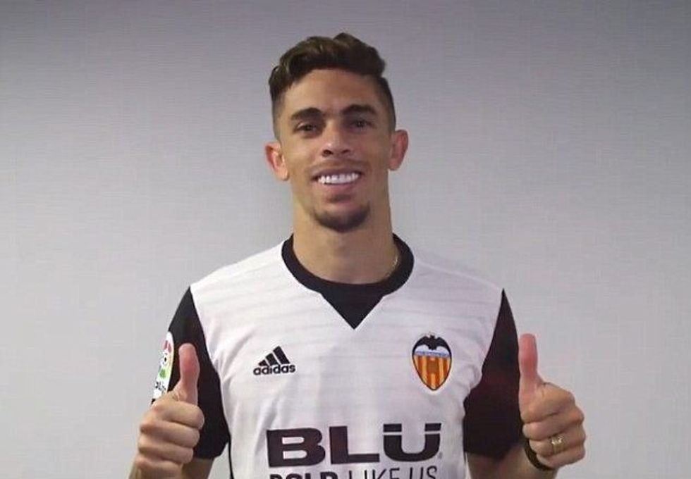 435BE29D00000578 4803286 Arsenal defender Gabriel has joined La Liga outfit Valencia for m 167 1503073278540 e1503077106619