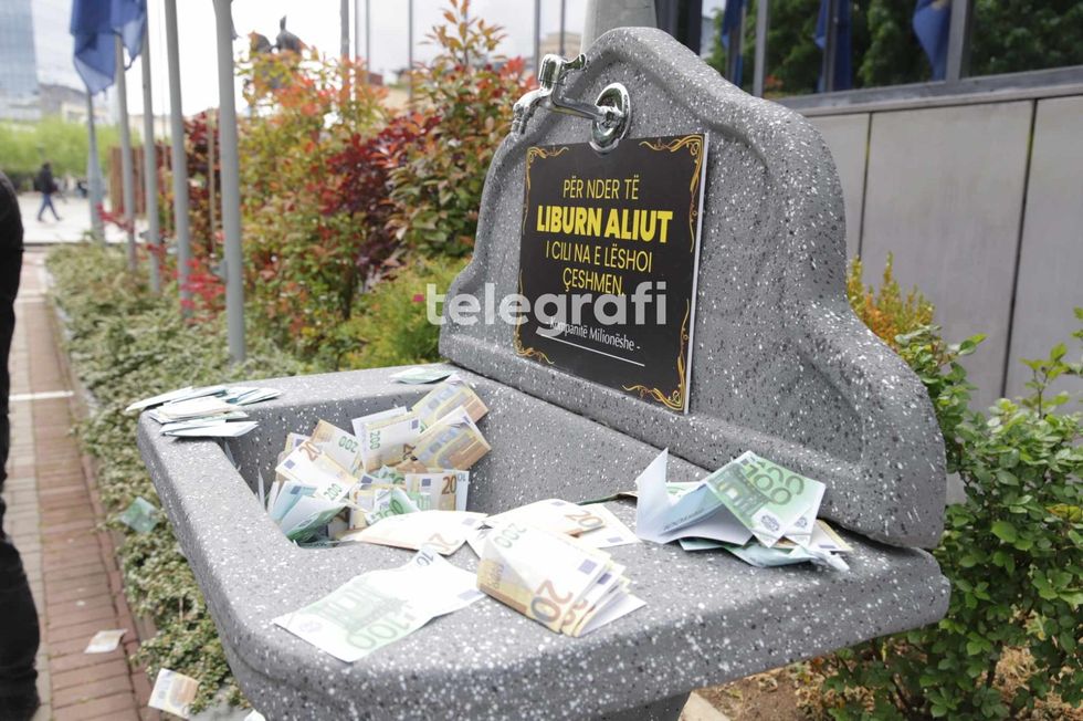 438204630 197563263451557 5648816813286019439 n