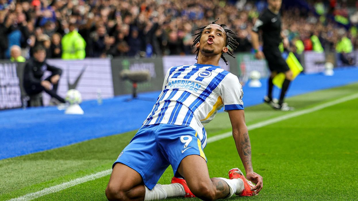 Liverpooli e sheh Joao Pedron si zëvendësues të Nunezit, por problem mbetet çmimi i lartë i tij