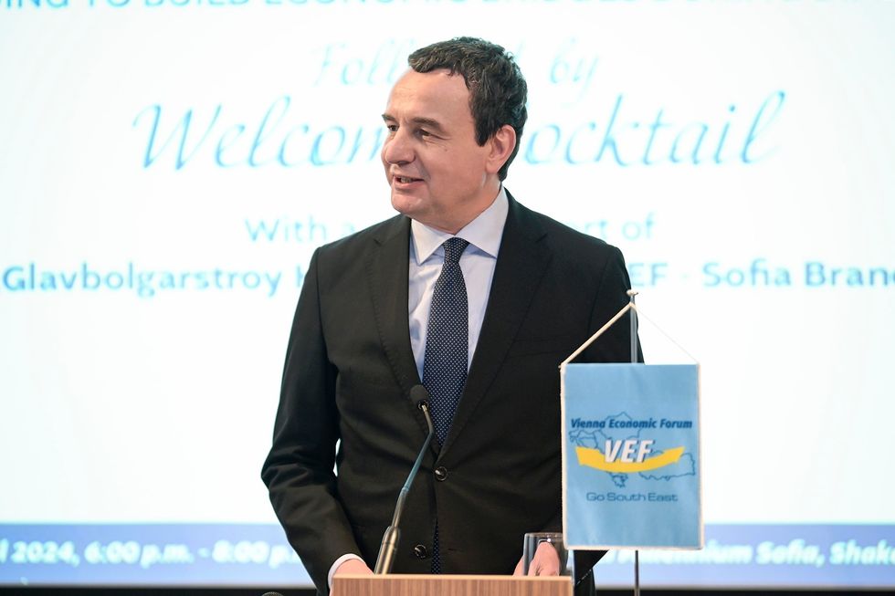 439999719 979250626901998 8907341352862389870 n