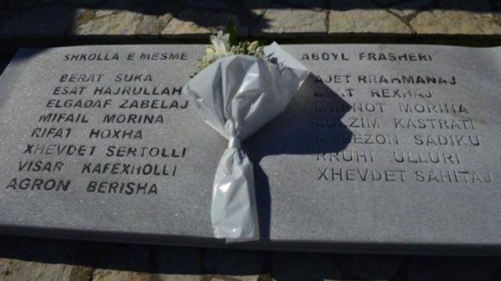 44031549 741922629474636 10826564581195776 n