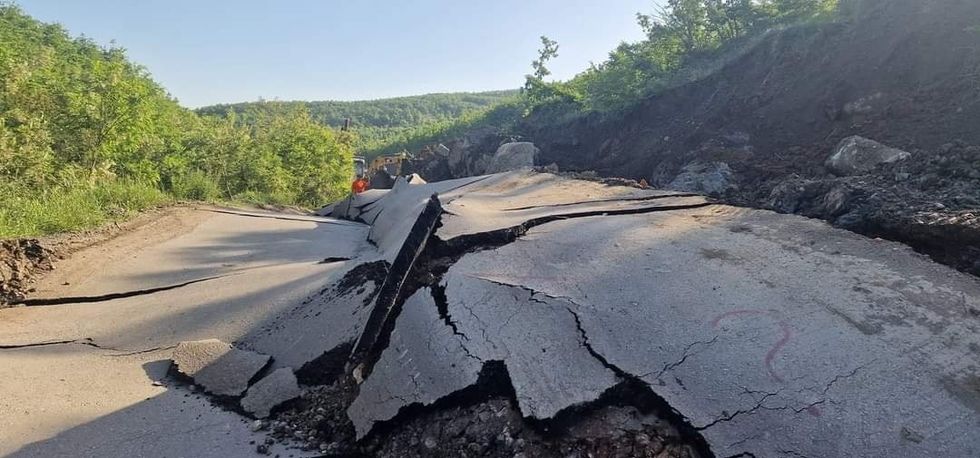 441971102 847938674034378 8931318659363249309 n