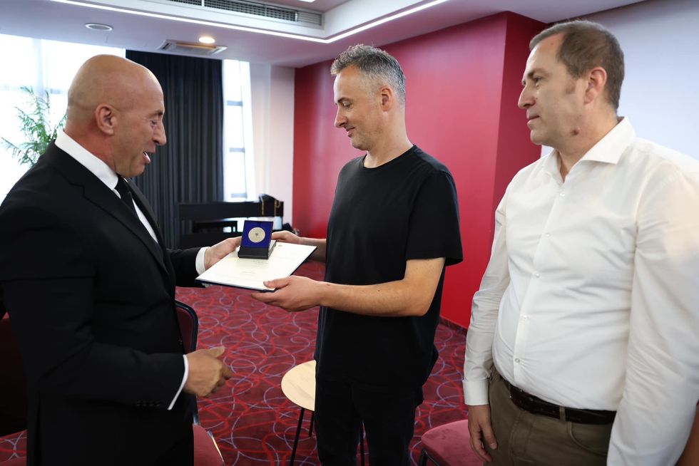 448031284 1015723579918990 8418051691286747167 n