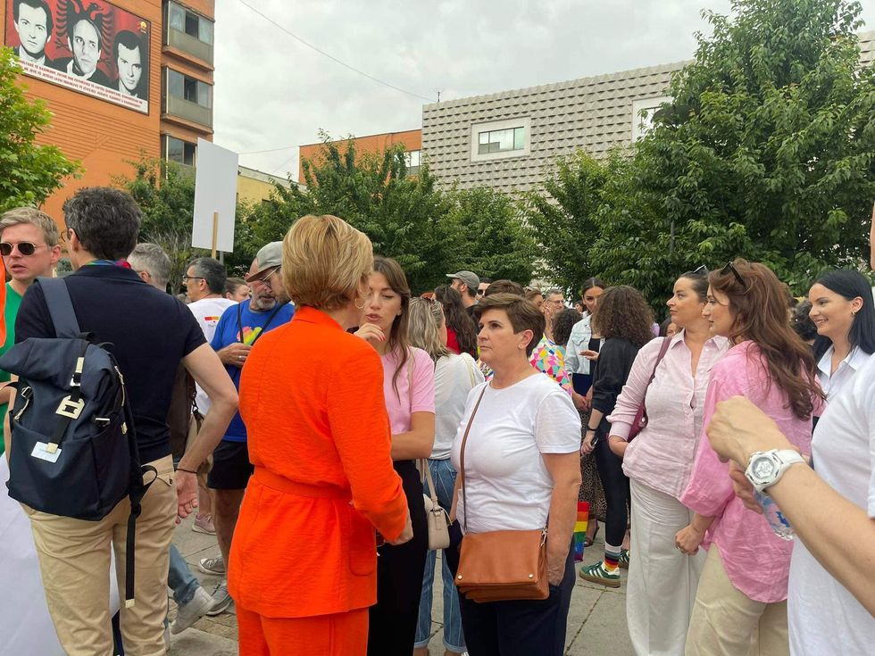 448042578 864898912351051 3984842763344938476 n