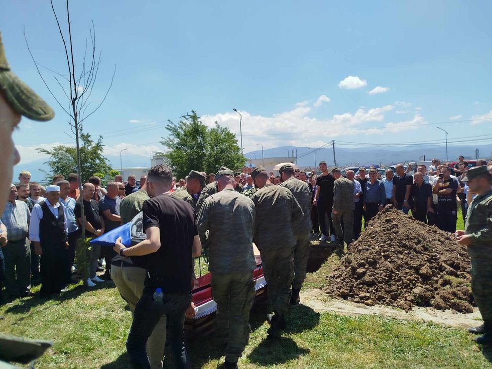 448306277 818984263744483 8241500411078972873 n