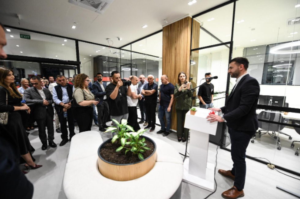 448538647 993930759058031 4479117877005438793 n