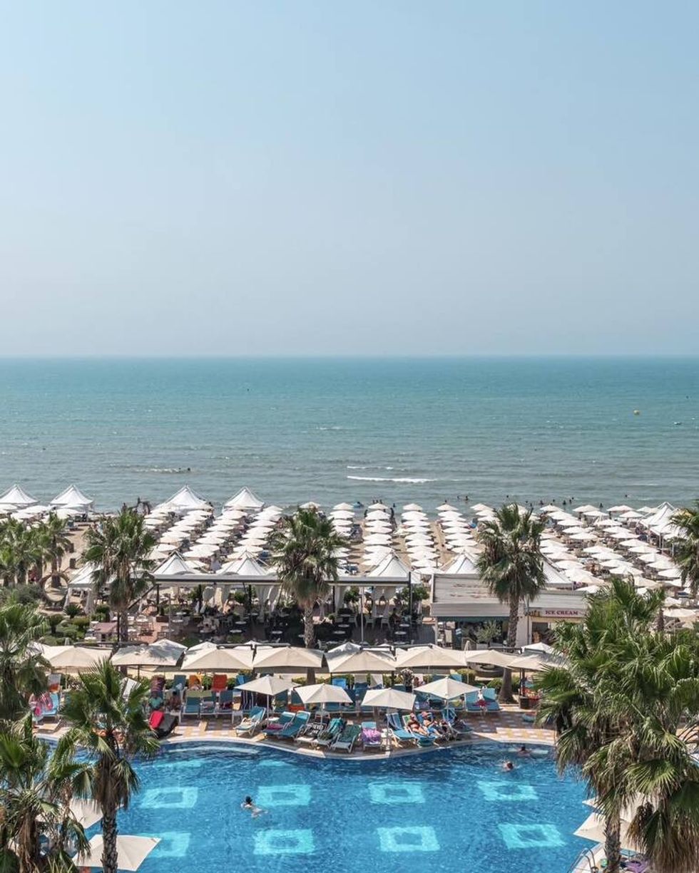 448932435 778938881082990 8032301322721782495 n