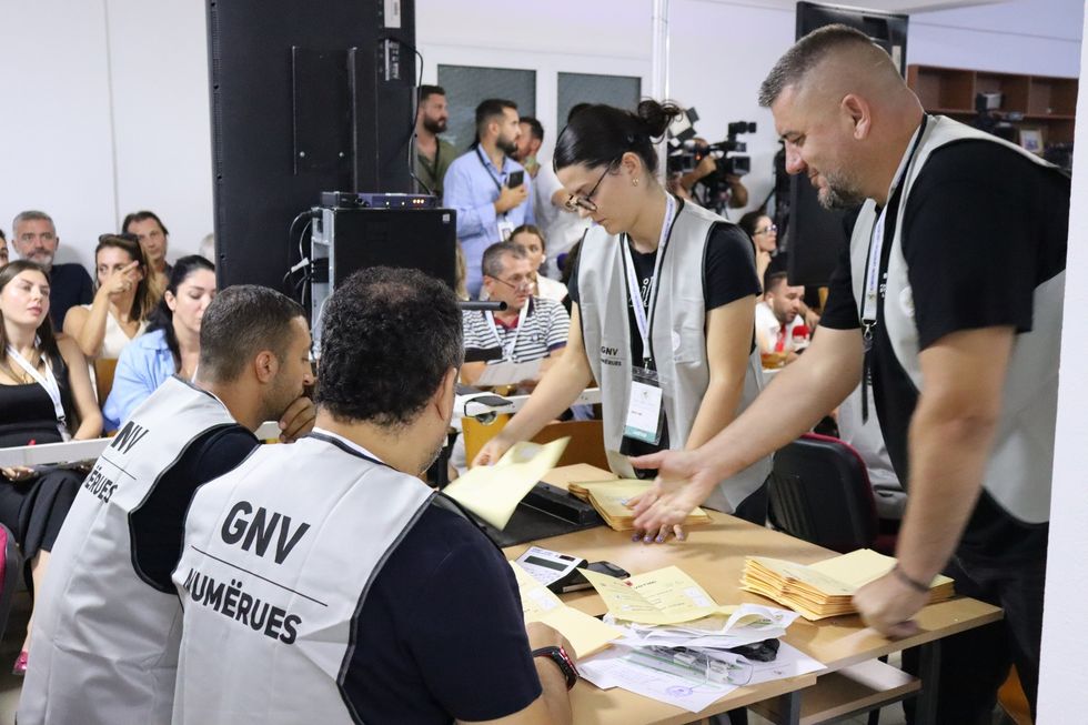 453909211 963849592444390 400590257237357513 n