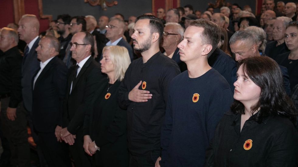 460437875 925297729640685 5451742133964580963 n