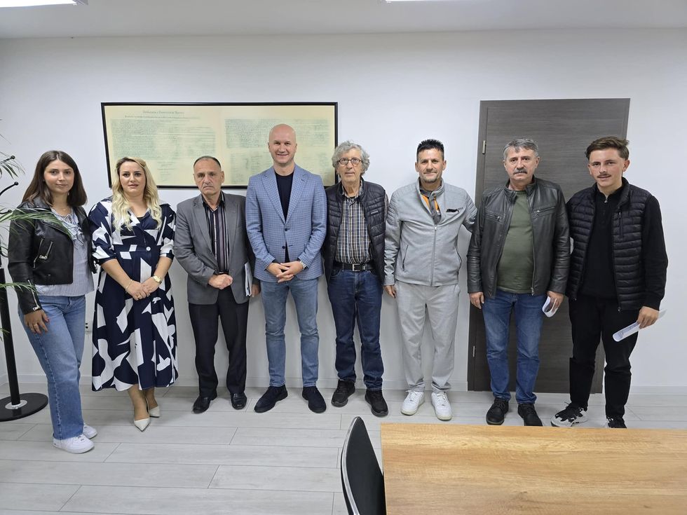 461424021 854886280100892 1630189145927014189 n