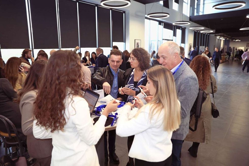 462554003 466530496440895 6821683002902566456 n