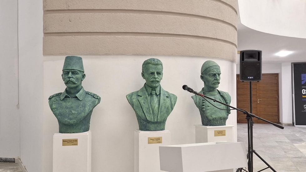 469074451 122135244122384448 710985498726406457 n