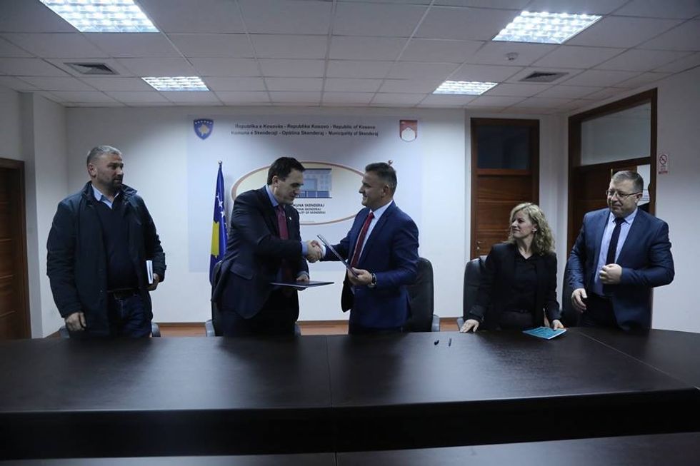 47396799 562714404195339 1152874560614301696 n