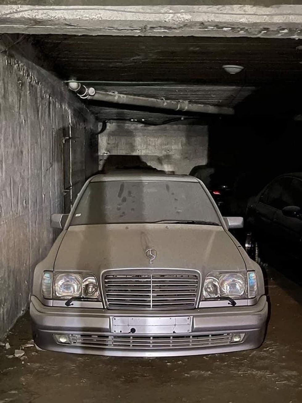 487FE051 A8CB 4BDB A669 DBC36E27C81B