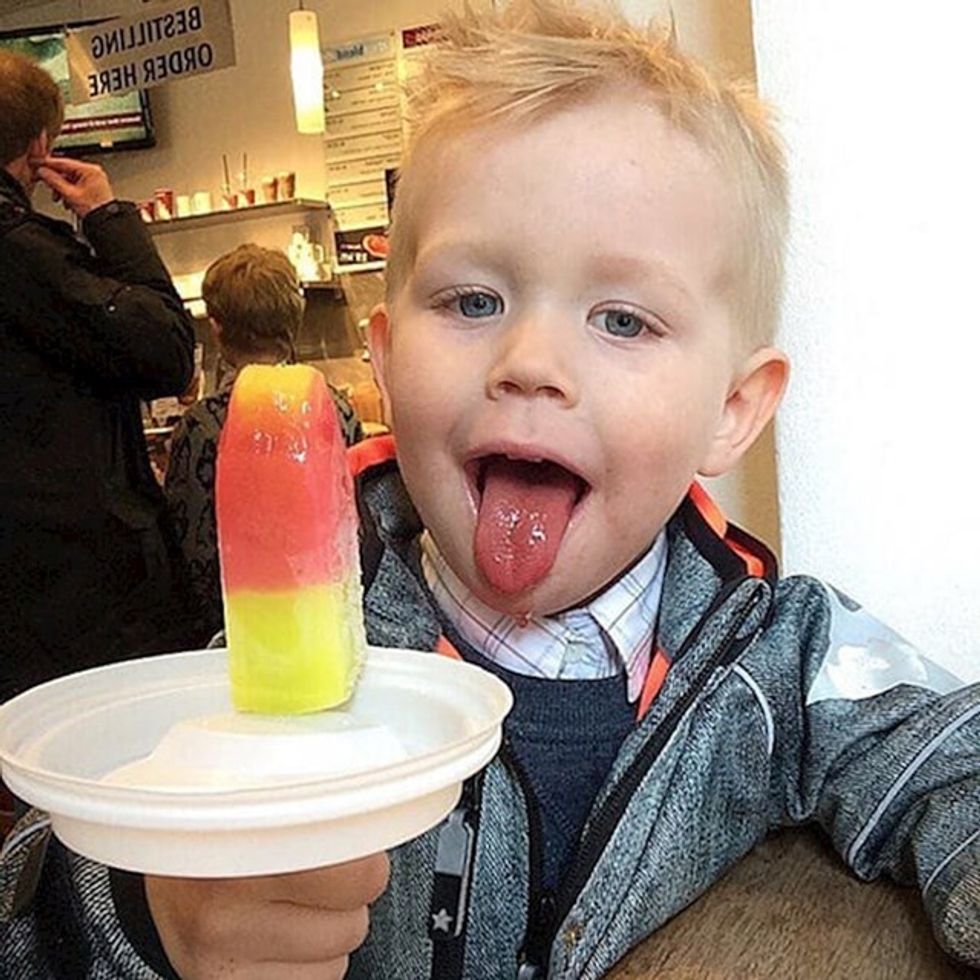 48dfdc51 4130 4a7c a24b e65fbe65feae