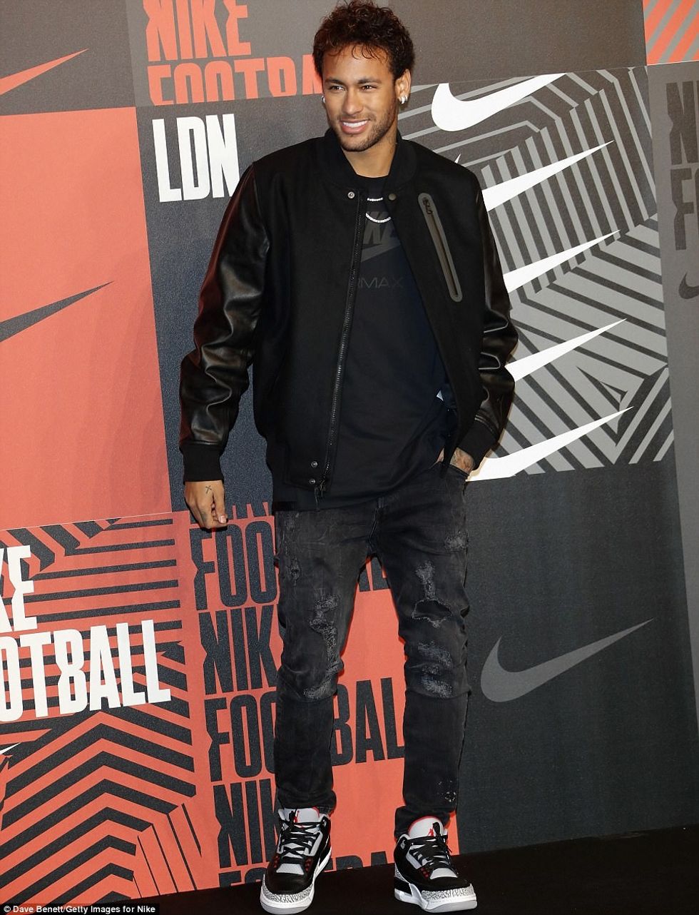 48F7F38600000578 0 image m 47 1518026372108