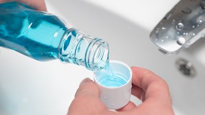 2020/10/mouthwash_1200x800.jpg