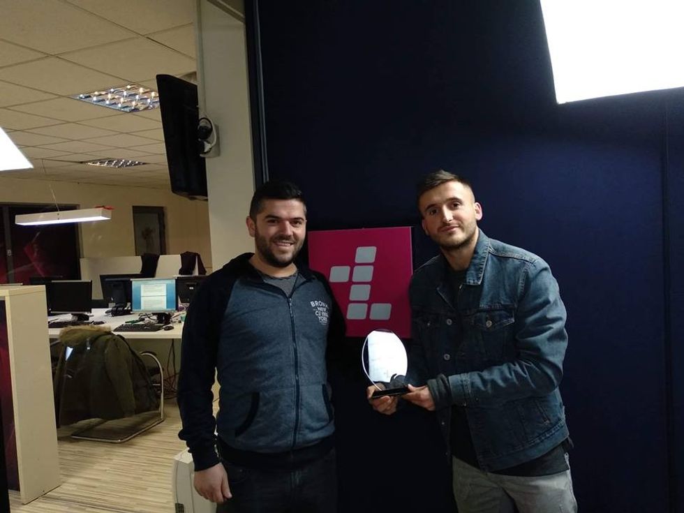 49085530 233497530876894 468193281130364928 n