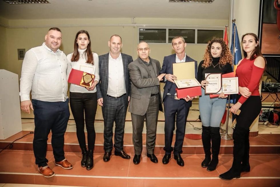 49110990 946150525576688 1830974902228746240 n