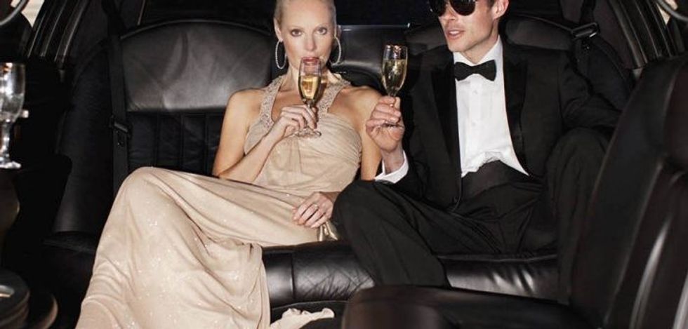 4aaa81e9b955310ea95fa0729d8bd9ce 1 1