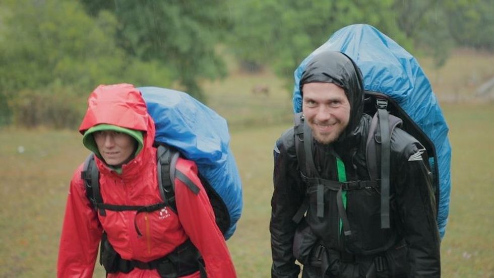 4b Illustration hikers 3