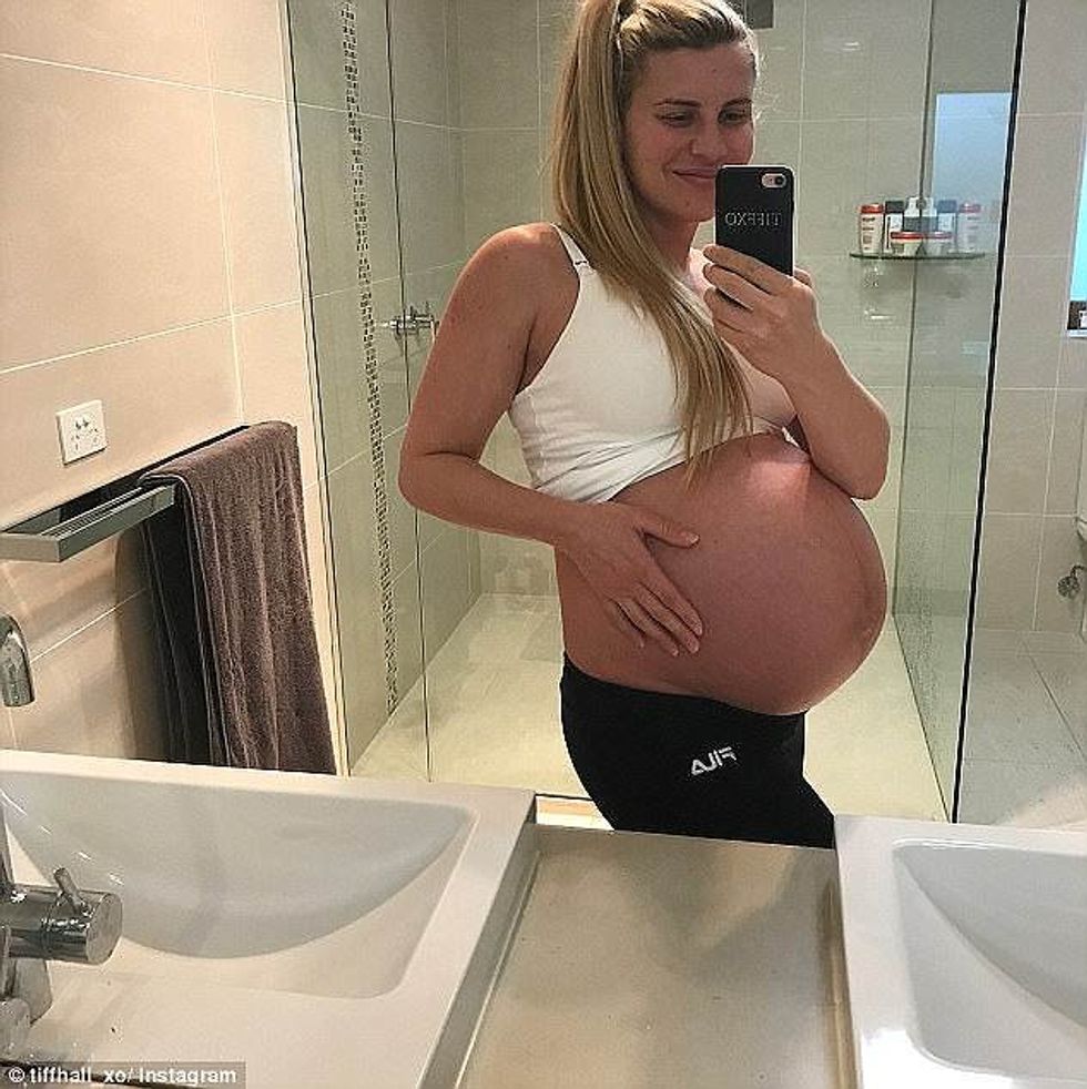 4B10342600000578 5605885 Over the course of difficult pregnancy the Biggest Loser trainer a 63 1523505633208