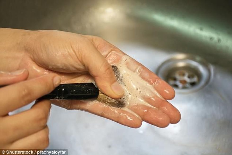4B3BEFE200000578 5624099 Massage the bristles of your makeup brushes so you can remove al a 22 1523947441472