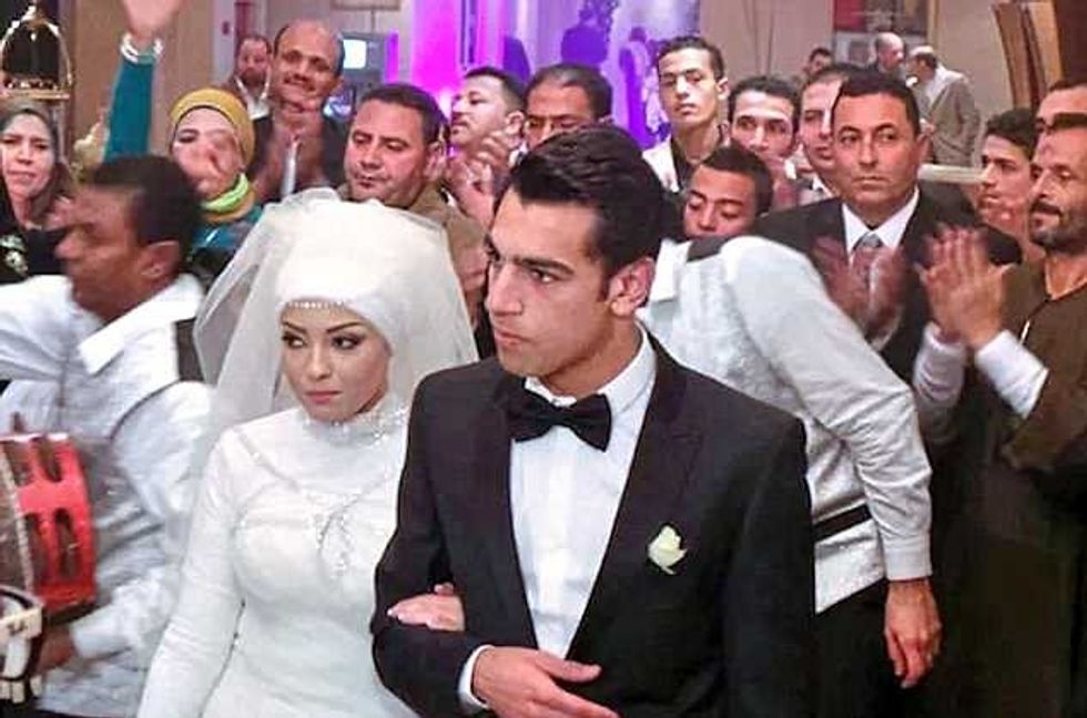 4B8D19BA00000578 0 image a 66 1524687957346