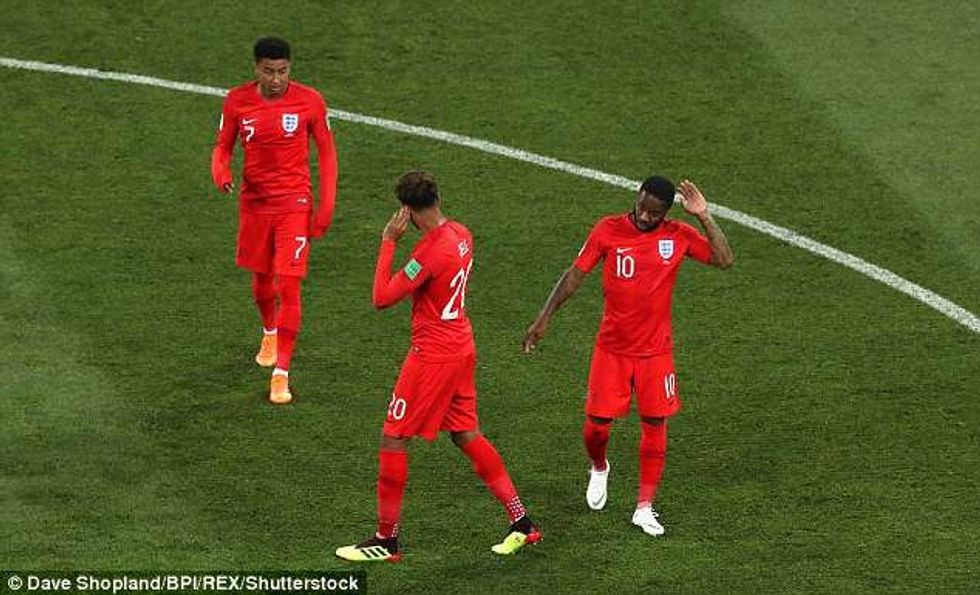 4D6246EE00000578 5857905 image a 35 1529347871100